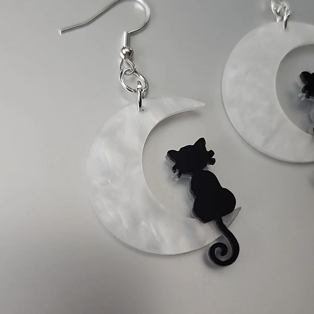 Black Cat Acrylic White Moon Accented with Black decorative Jump Rings - Picture 2 of 6